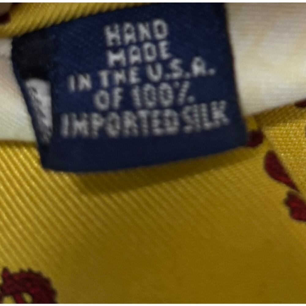 Vineyard Vines Tie Yellow Silk Dragon Print Custom Collection Handmade Men USA - Picture 6 of 8